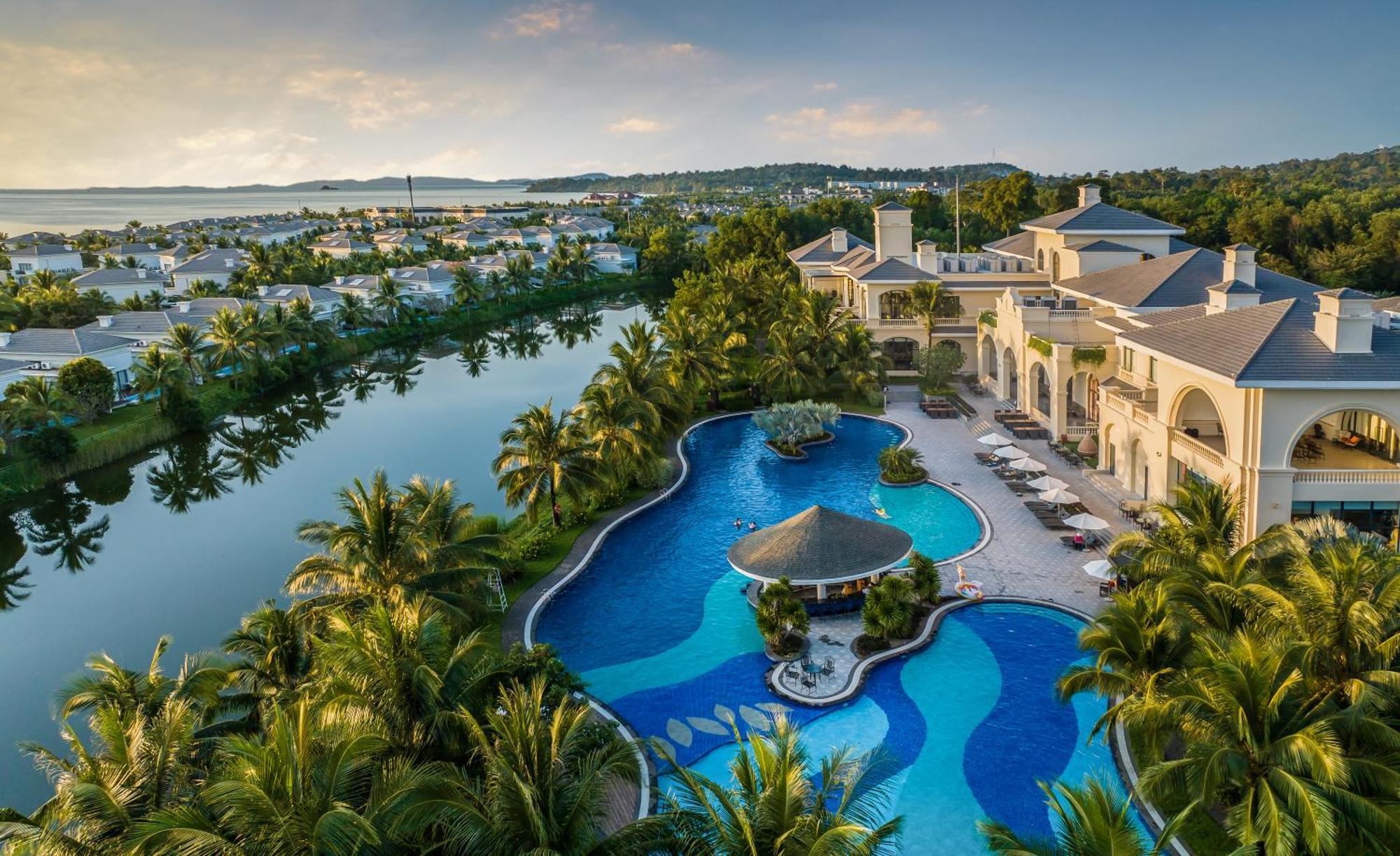 Hotel Vinpearl Wonderworld Phú Quý Zewnętrze zdjęcie Vinpearl Hotel Nha Trang