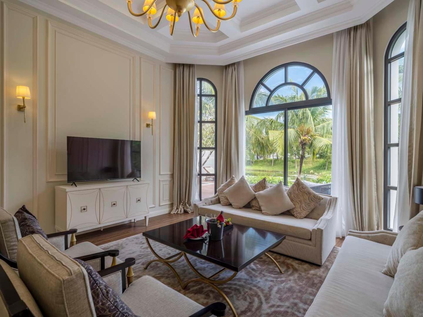Hotel Vinpearl Wonderworld Phú Quý Zewnętrze zdjęcie